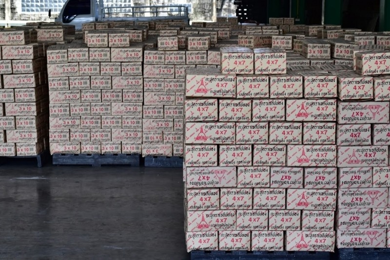 ผู้ผลิตตะปูตอกไม้ตราเจดีย์ทอง